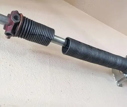 Broken-Garage-Door-Springs-1