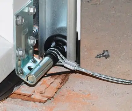 Retaining-Cables-garage-door